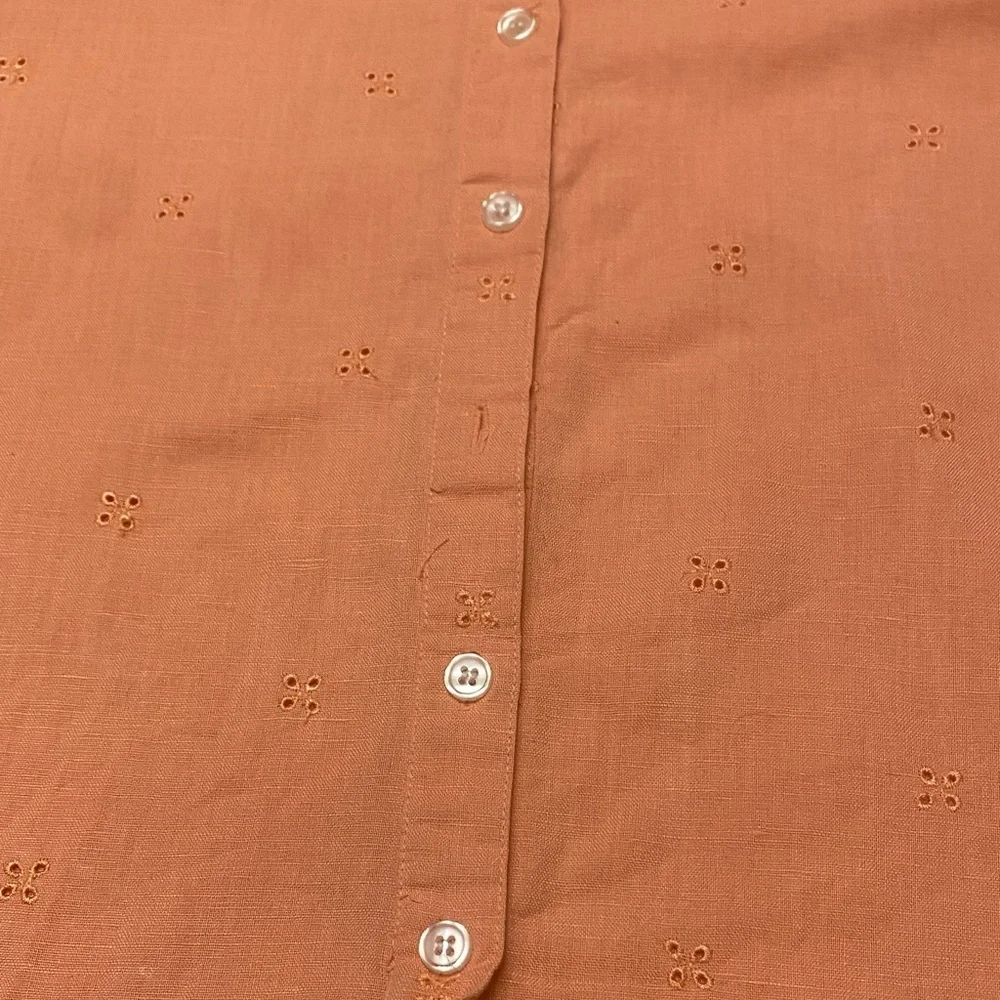 Chelsea Studio Medium Linen-Cotton Blend Top in Peach - Picture 14 of 14
